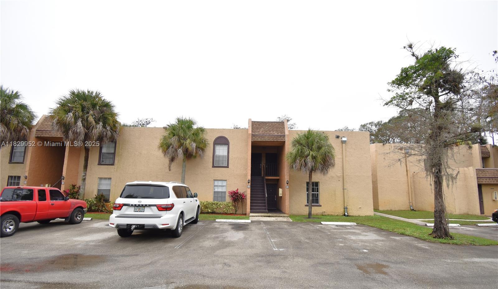 4231 NW 19th St # 256, Lauderhill FL 33313