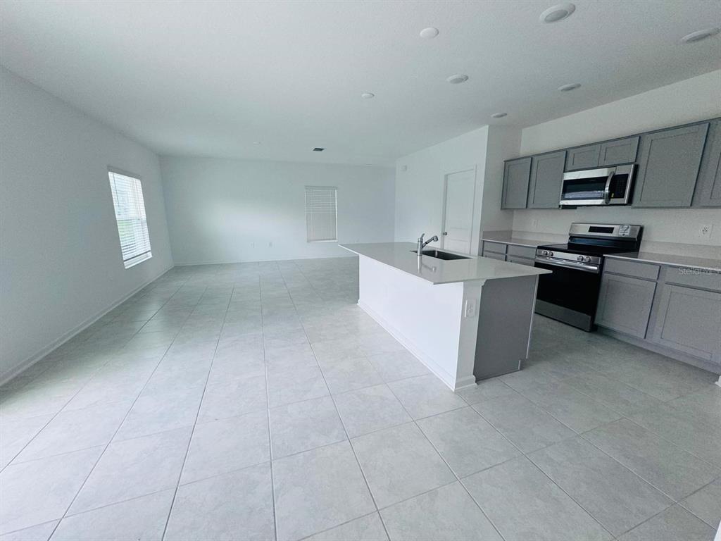 981 HAROLD PASS, WINTER HAVEN, FL — photo 4 of 13