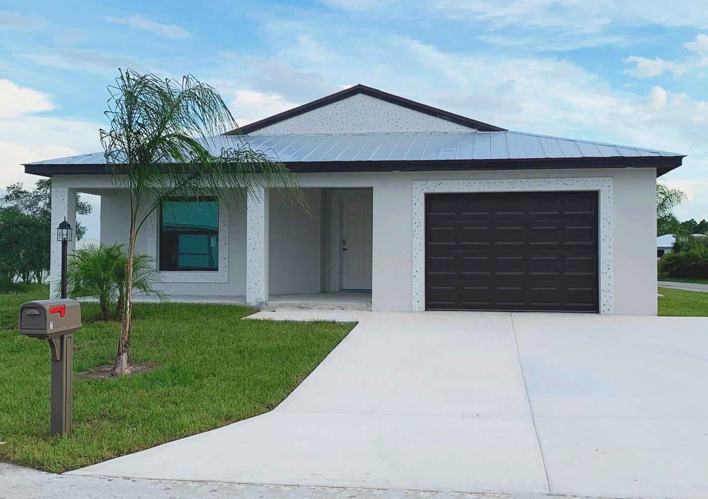 6690 Spanish Lakes Blvd Boulevard, Fort Pierce FL 34951