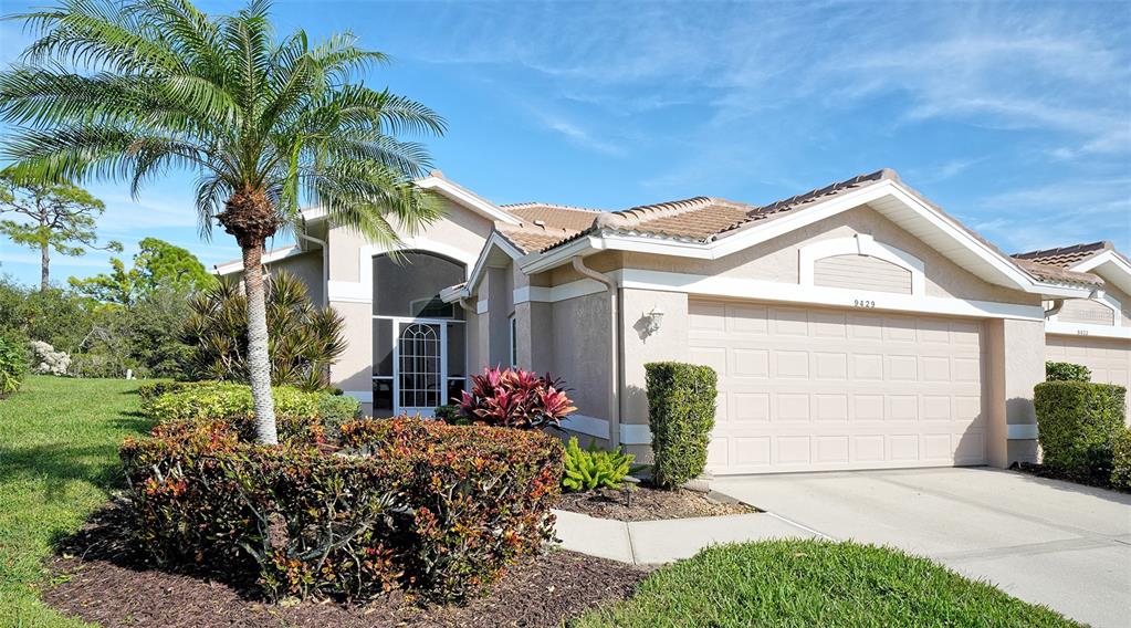 9429 FOREST HILLS CIRCLE
