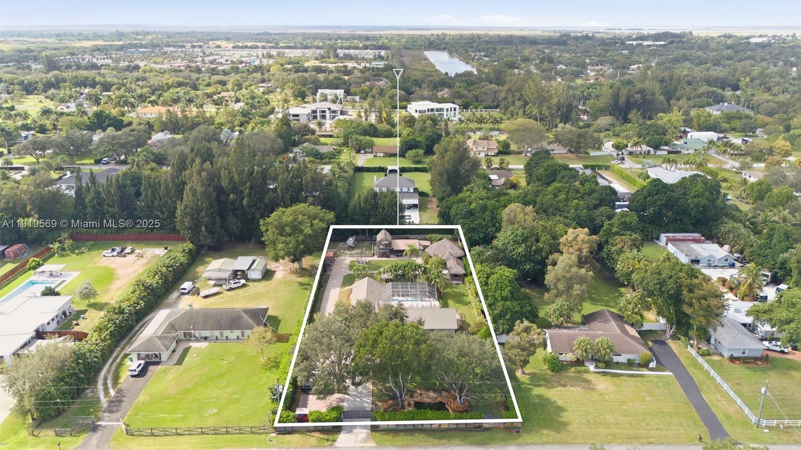 5601 SW 195th Ter, Southwest Ranches FL 33332