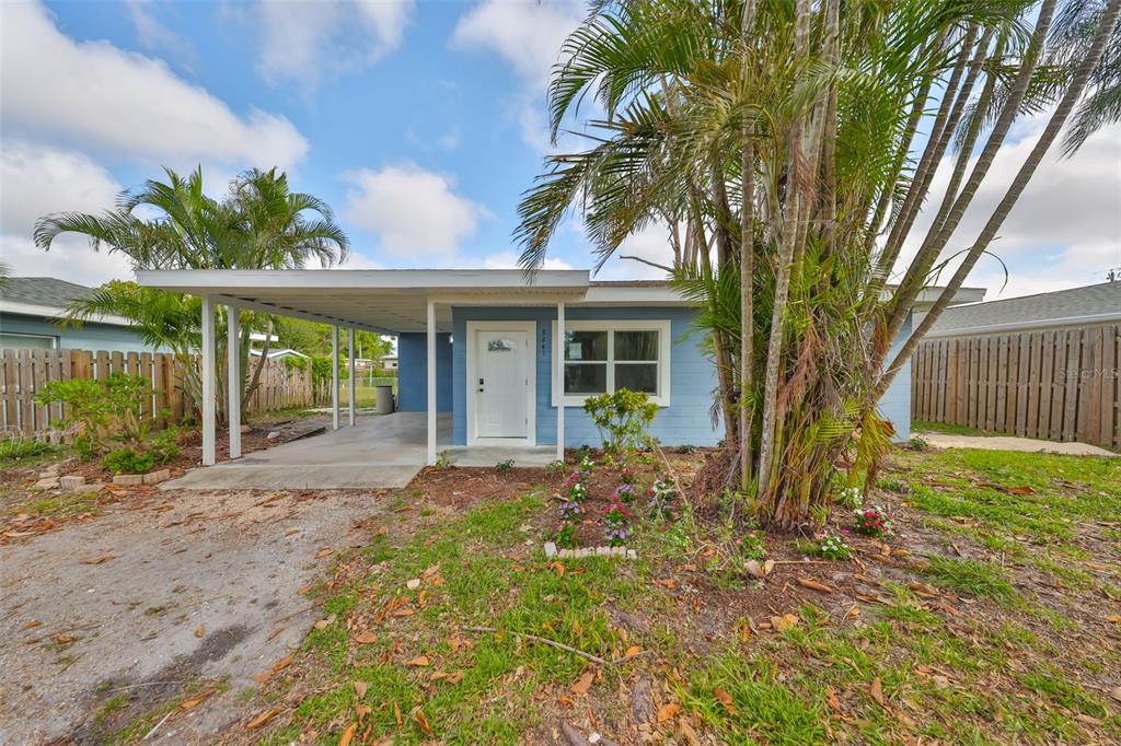 3241 WILLIAMSBURG STREET