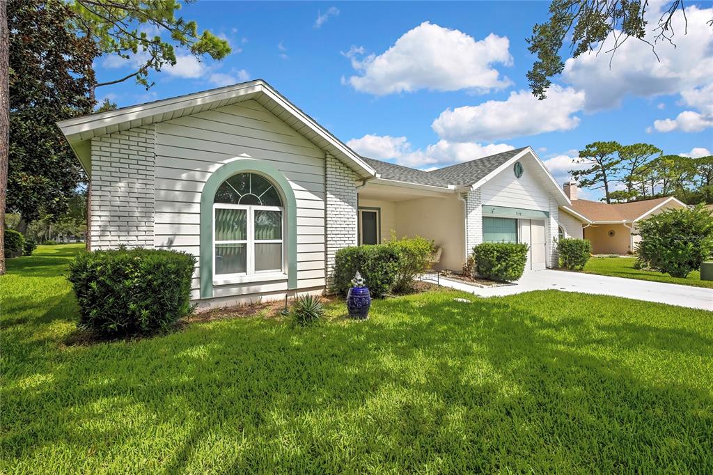 7159 CROWN OAKS DRIVE, SPRING HILL, FL — photo 3 of 30
