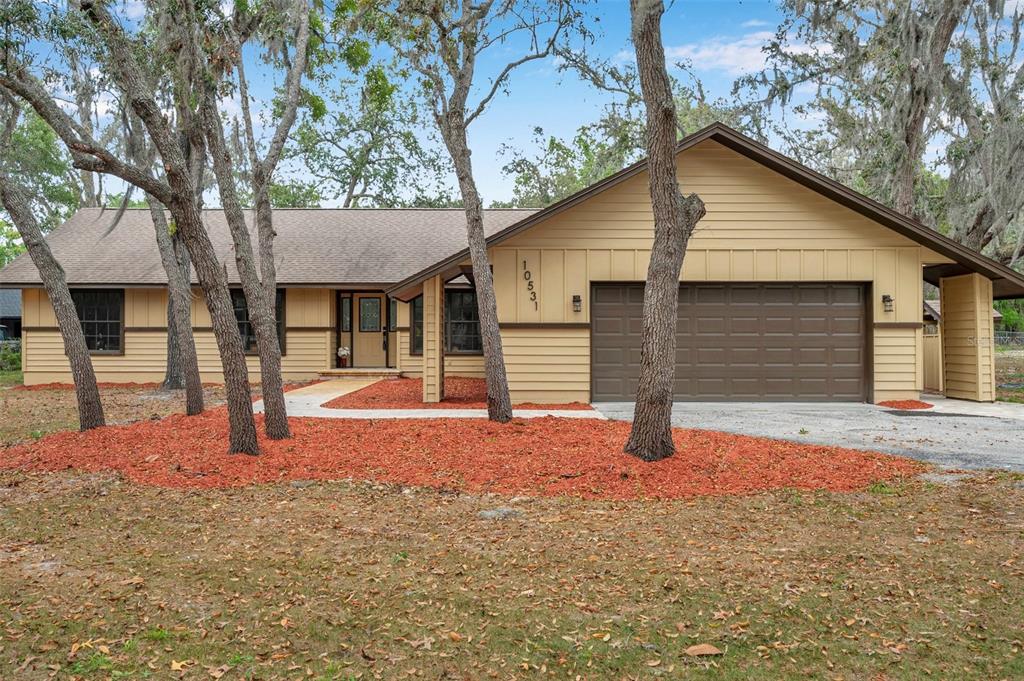 10531 LAKEVIEW DRIVE