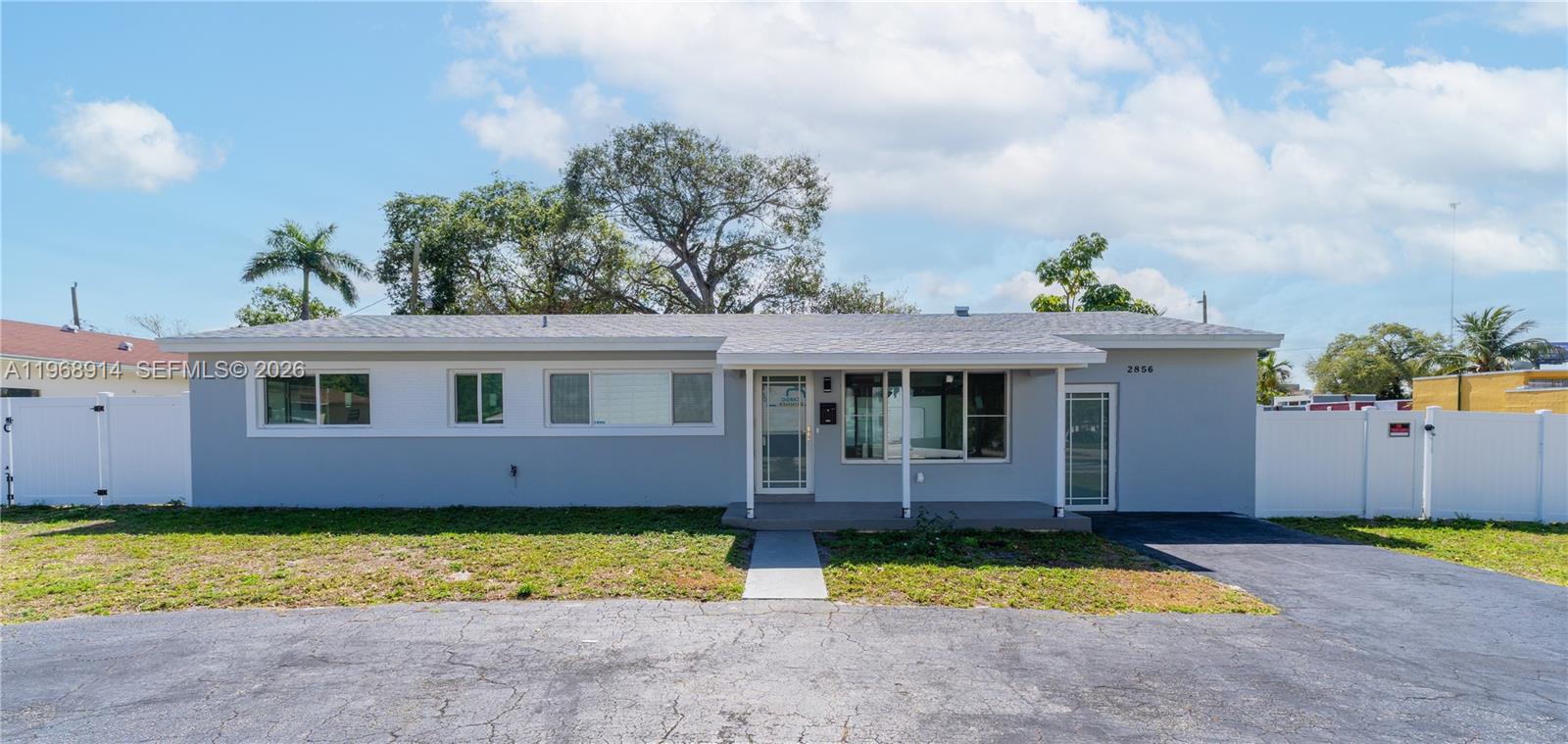 2856 N Funston St, Hollywood FL 33020