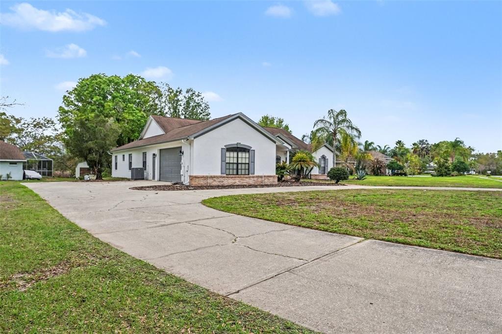 19216 RIDGELAKE DRIVE, LUTZ, FL — photo 3 of 30