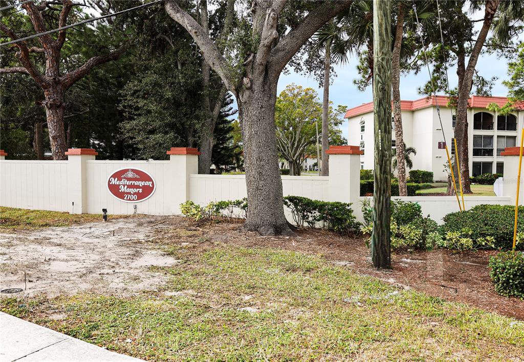 2700 BAYSHORE BOULEVARD UNIT 2105