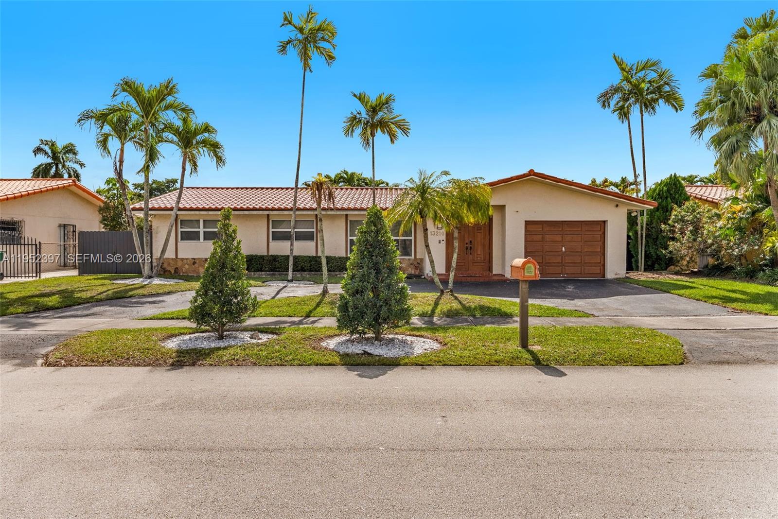 13210 SW 21st St, Miami FL 33175