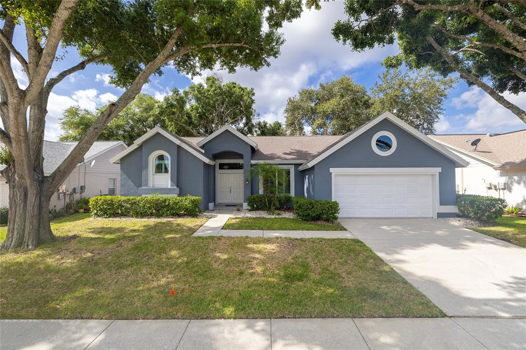 2972 ROBINWOOD LANE