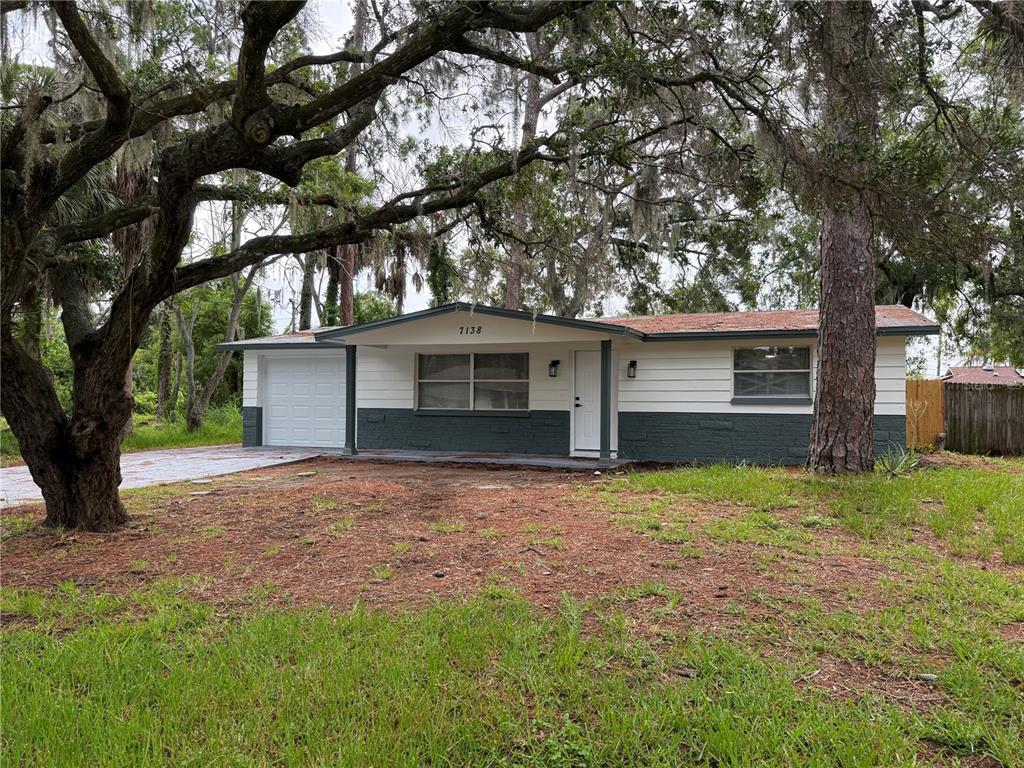 7138 PINEWOOD DRIVE