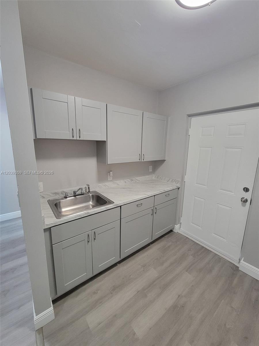 1740 NW 1st Pl # 5, Miami FL 33136