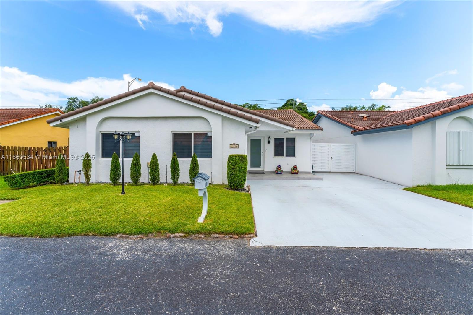 11186 SW 75th Ter, Miami FL 33173