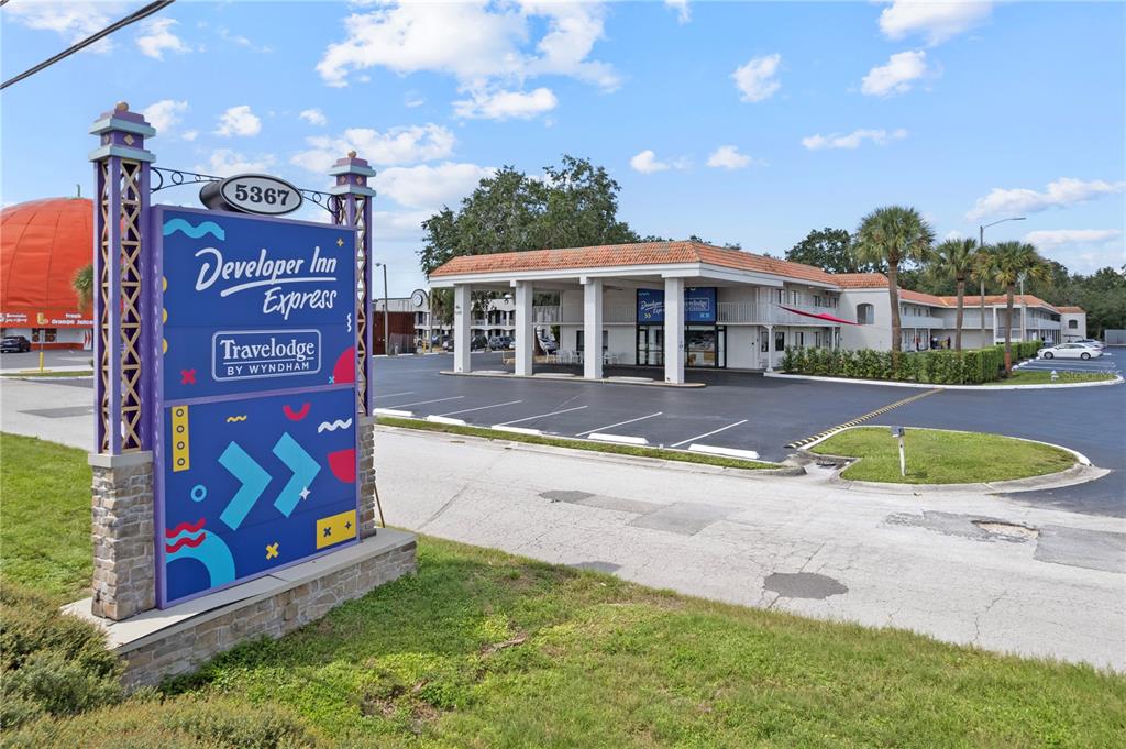 5367 W IRLO BRONSON MEMORIAL HIGHWAY UNIT 1-120