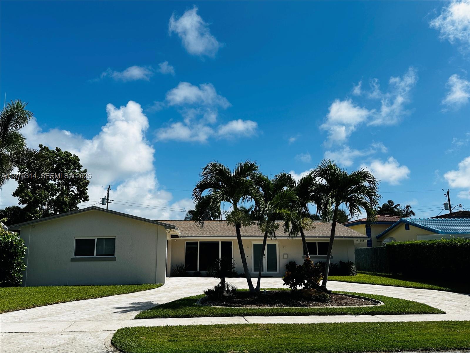 1319 Rodman St, Hollywood FL 33019