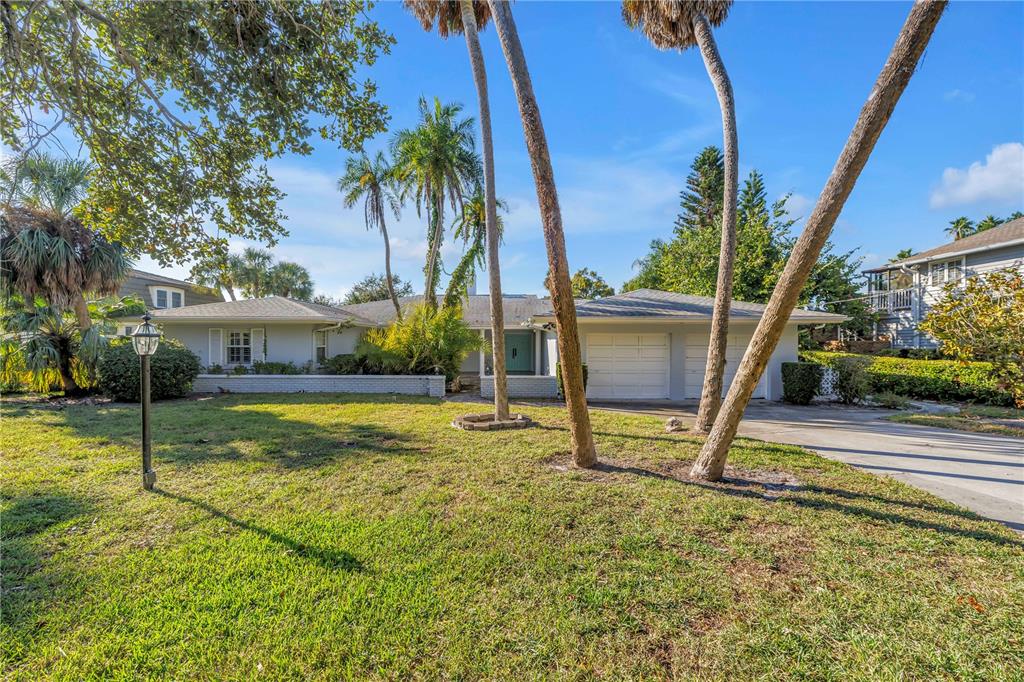 222 HARBOR VIEW LANE