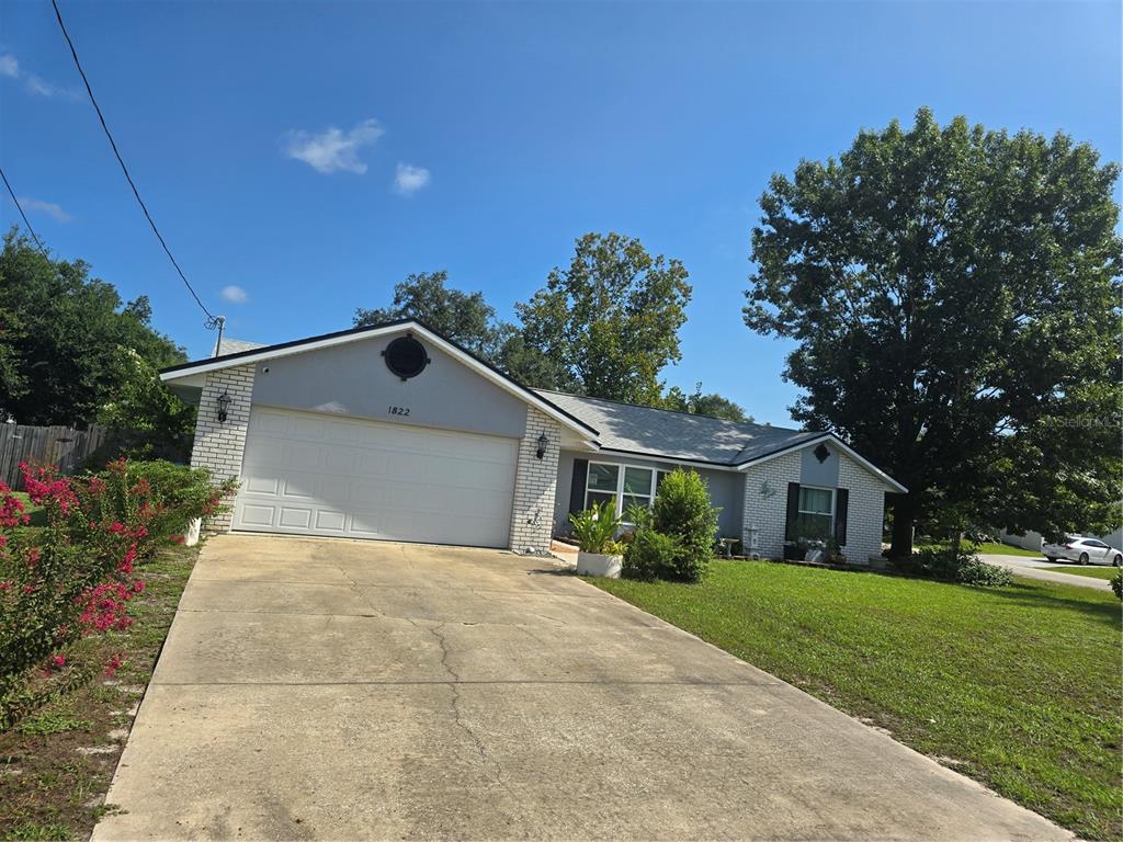 1822 S HOUSTON DRIVE, DELTONA, FL — photo 2 of 30