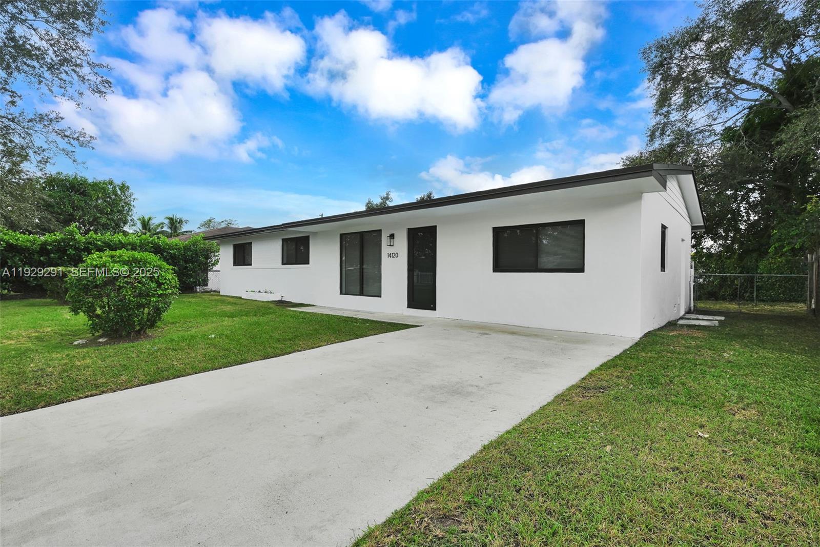 14120 Madison St, Miami FL 33176