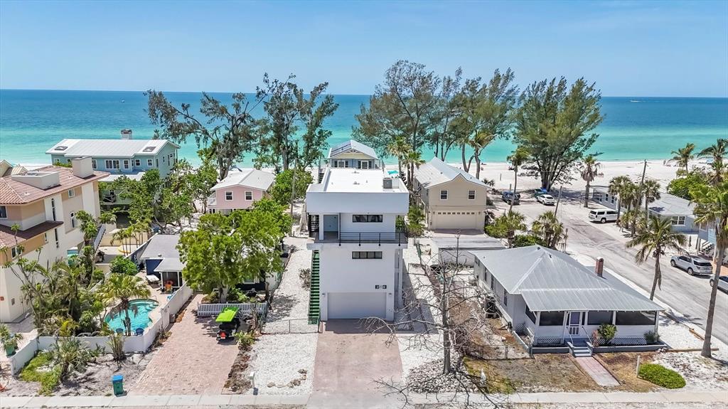 2918 AVENUE E, HOLMES BEACH, FL — photo 2 of 30