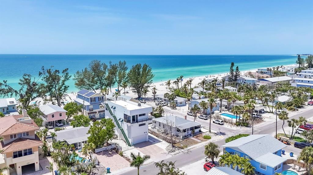 2918 AVENUE E, HOLMES BEACH, FL — photo 3 of 30