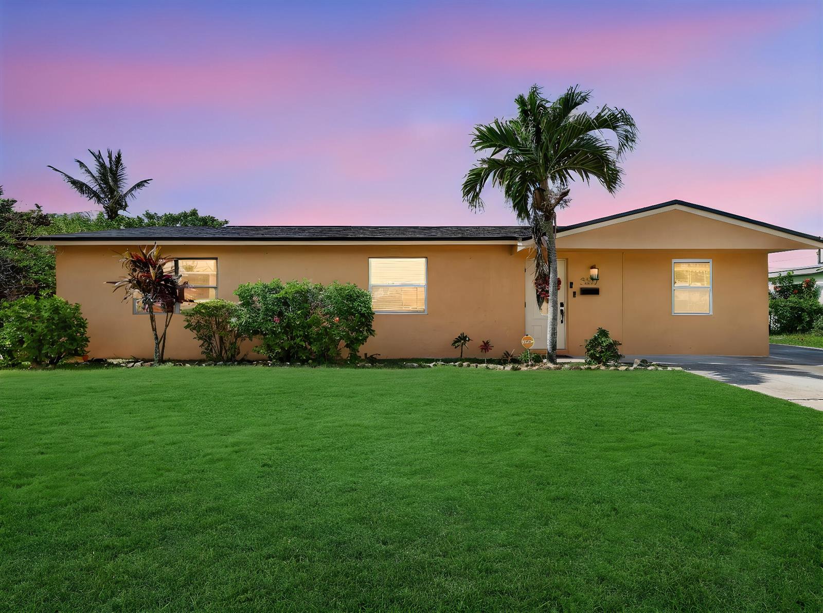 361 W 21st Street, Riviera Beach FL 33404