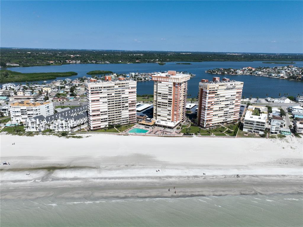 17900 GULF BOULEVARD UNIT 1E