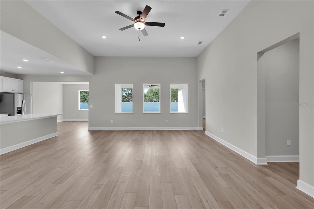 4451 SW 160TH LOOP, OCALA, FL — photo 4 of 15