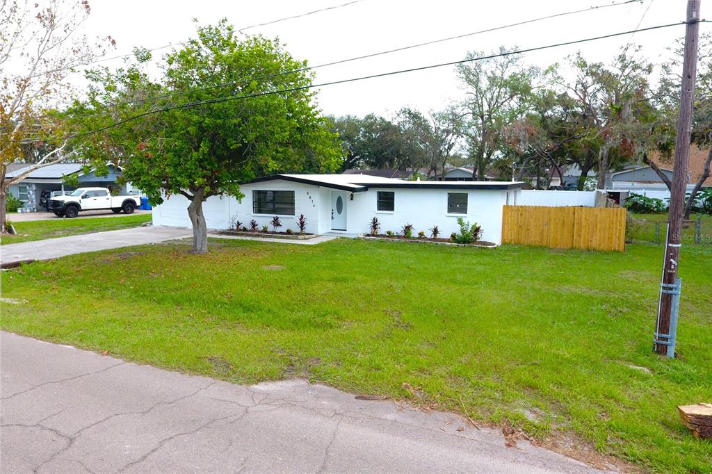 8816 ASHMAN ROAD, RIVERVIEW, FL — photo 4 of 30