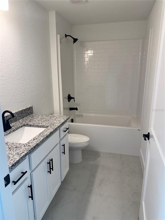 2504 AVERLAND LOOP, NORTH PORT, FL — photo 4 of 9