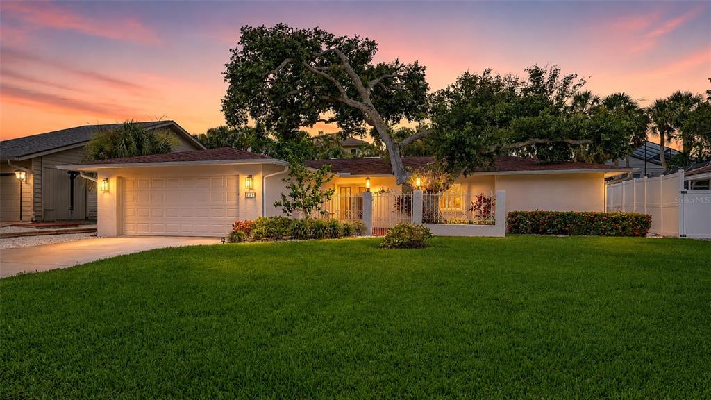 734 BIRDSONG LANE