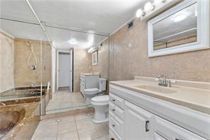 1000 Parkview Drive # 507, Hallandale Beach FL 33009