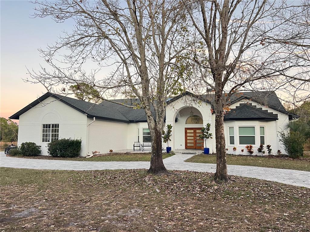 965 PINE HILL BOULEVARD, GENEVA, FL — photo 2 of 30