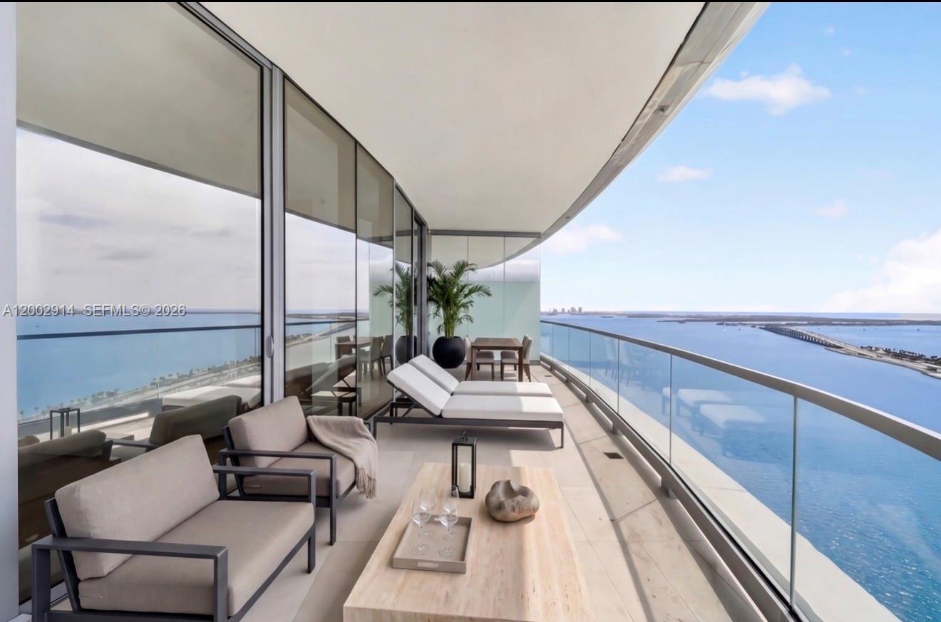 175 SE 25 Rd # 2602, Miami FL 33129