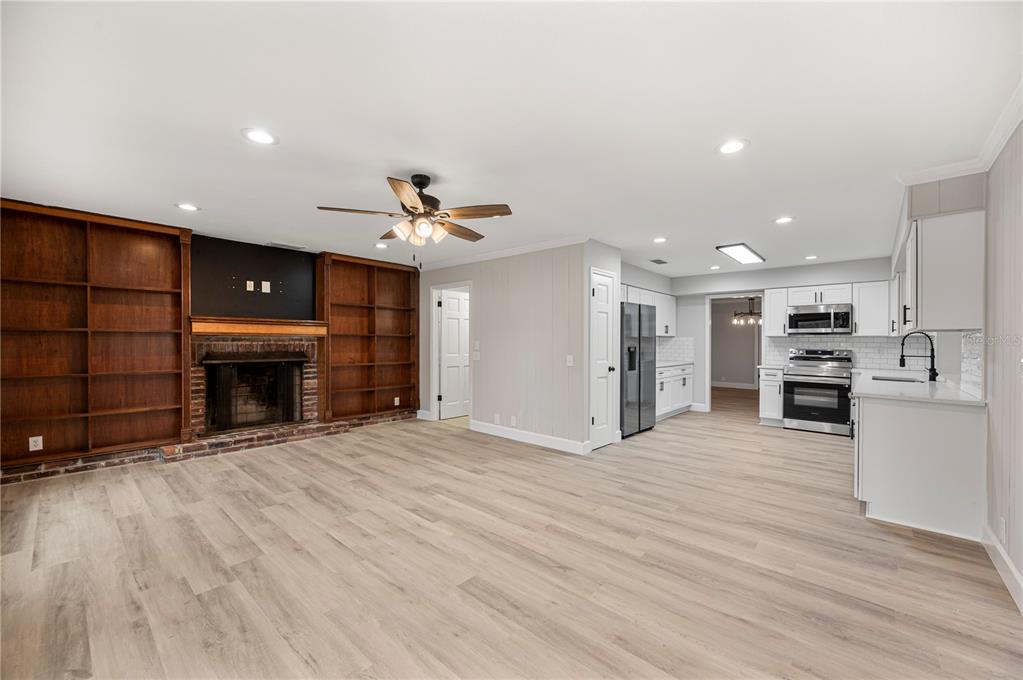 241 GREENFIELD ROAD, WINTER HAVEN, FL — photo 5 of 30
