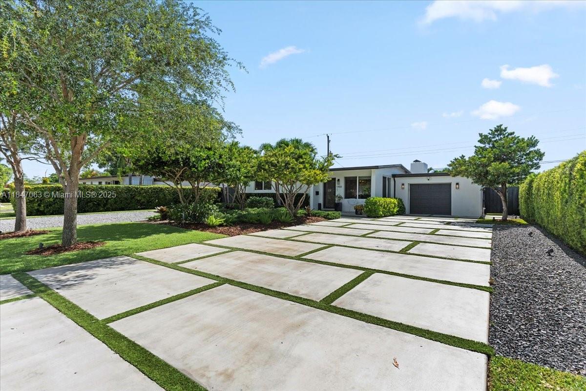 5466 SW 89th Pl, Miami FL 33165