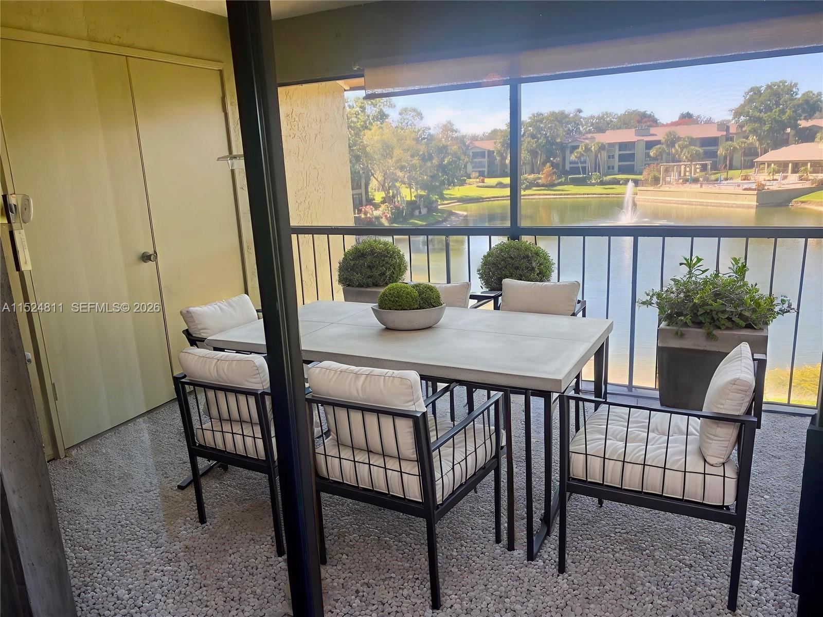 15 escondido court # 148, Other City - In The State Of Florida FL 32701