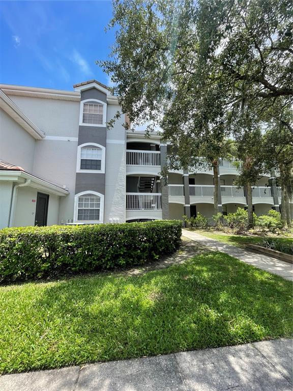13815 FAIRWAY ISLAND DRIVE UNIT 1323