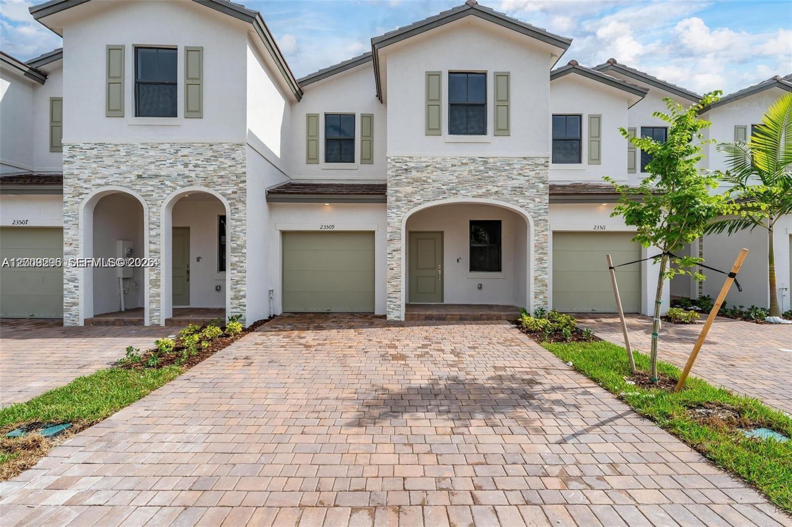 23509 SW 129th Path, Homestead FL 33032