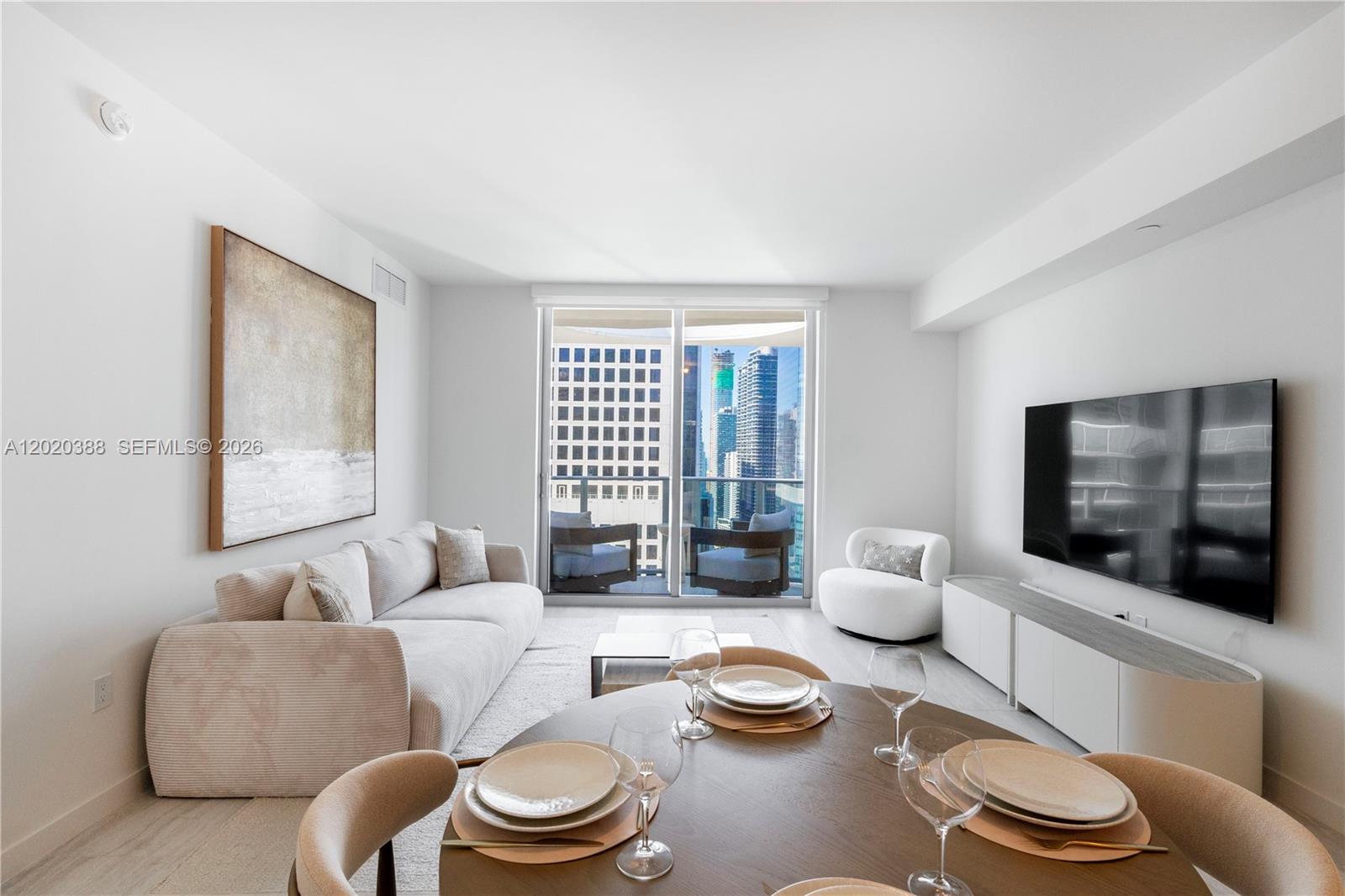 77 SE 5th St # 3914, Miami FL 33131