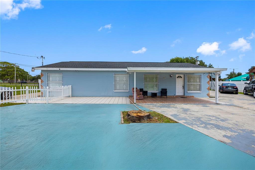 4127 W COMANCHE AVENUE