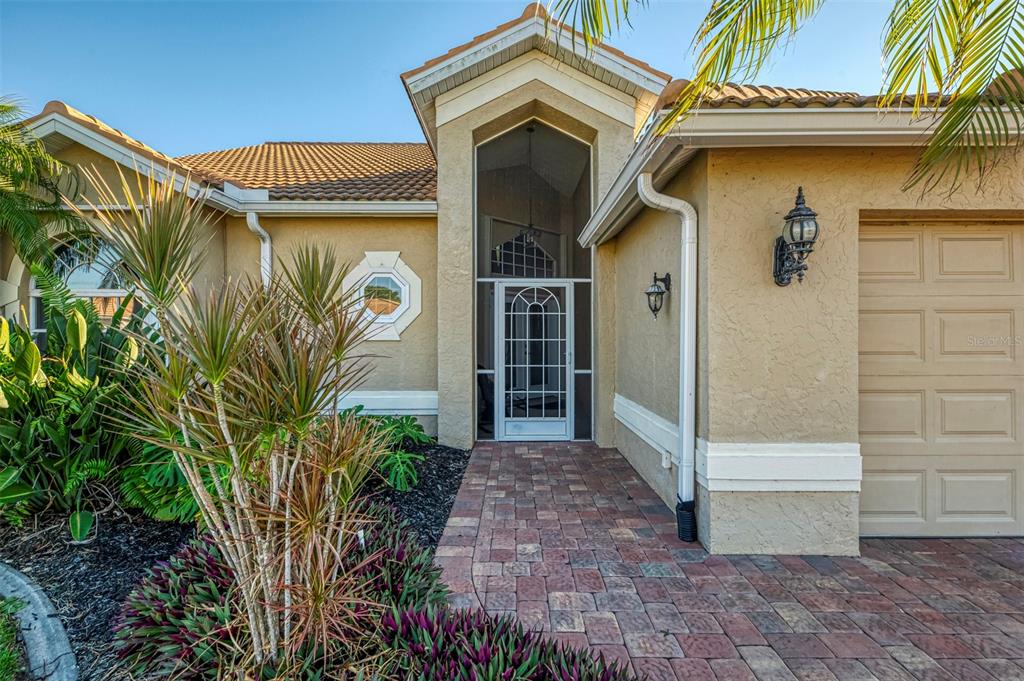 8377 PARKSIDE DRIVE