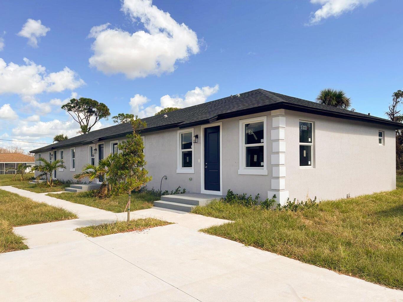 246 Rotonda Blvd Boulevard W # B, FL 33947