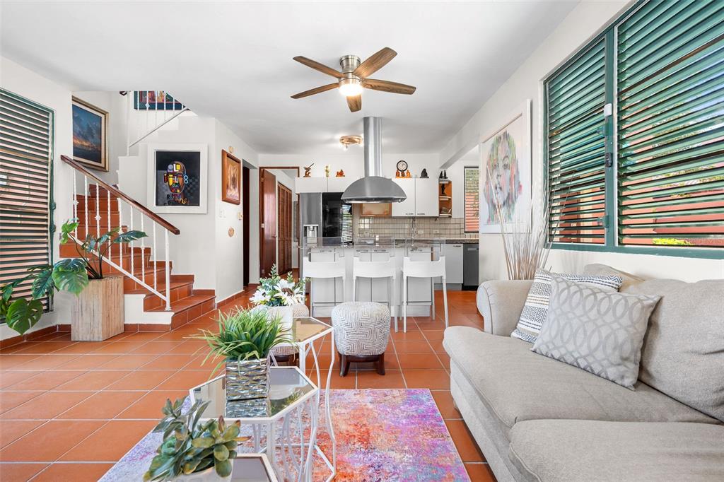 170 HARBOUR DRIVE UNIT I-4