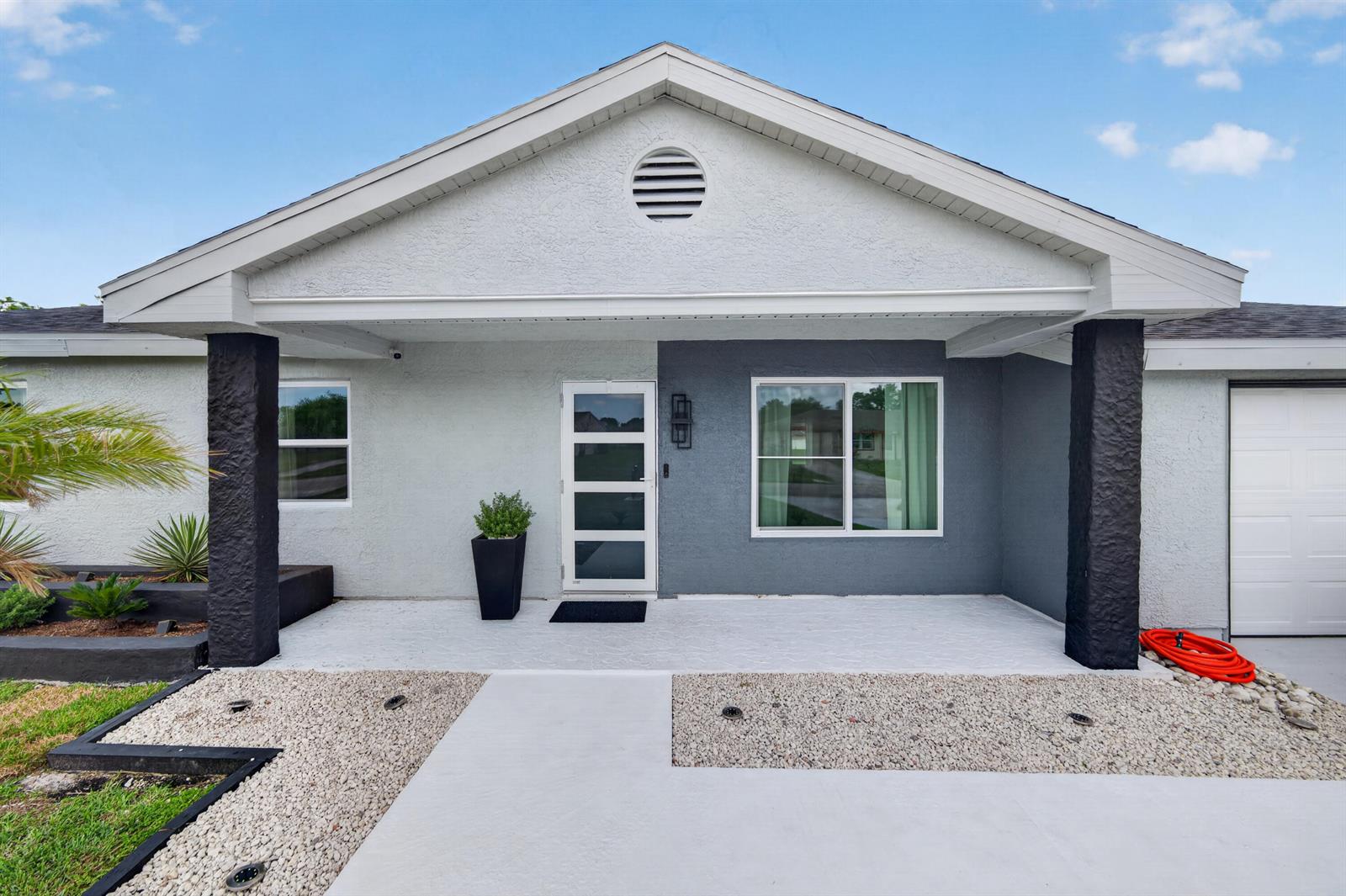 264 SW Cherryhill Road, Port St. Lucie FL 34953