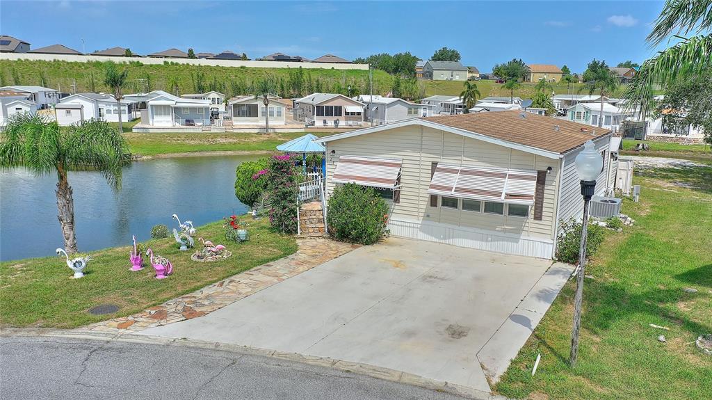 271 LAKE CREST LOOP