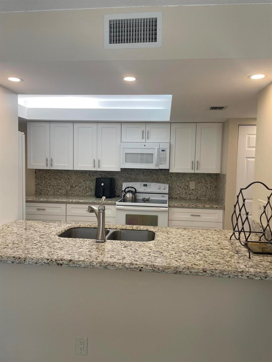 450 Egret Circle # 9203, Delray Beach FL 33444