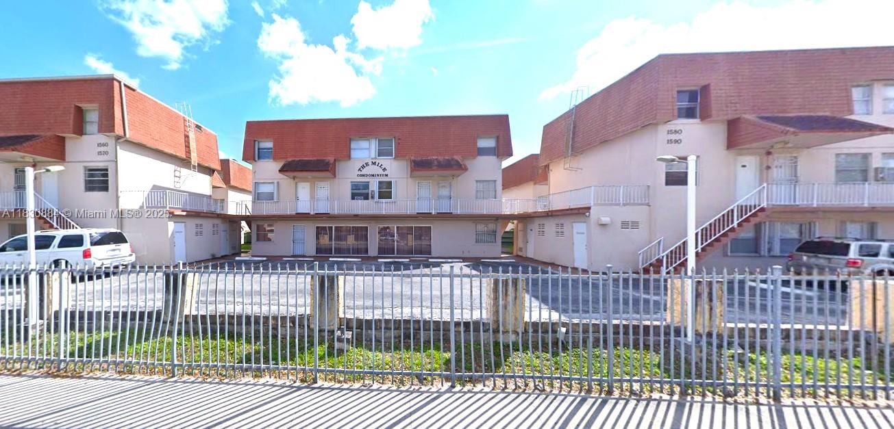 1590 W 46th St # 233, Hialeah FL 33012