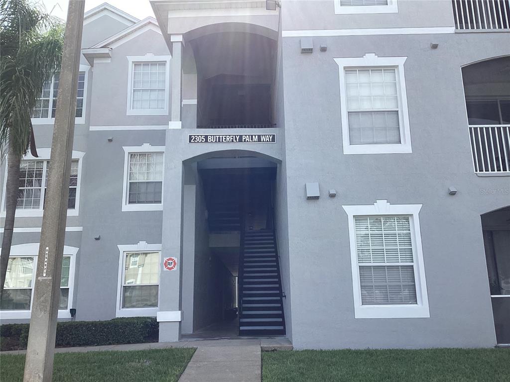 2305 BUTTERFLY PALM WAY UNIT 304