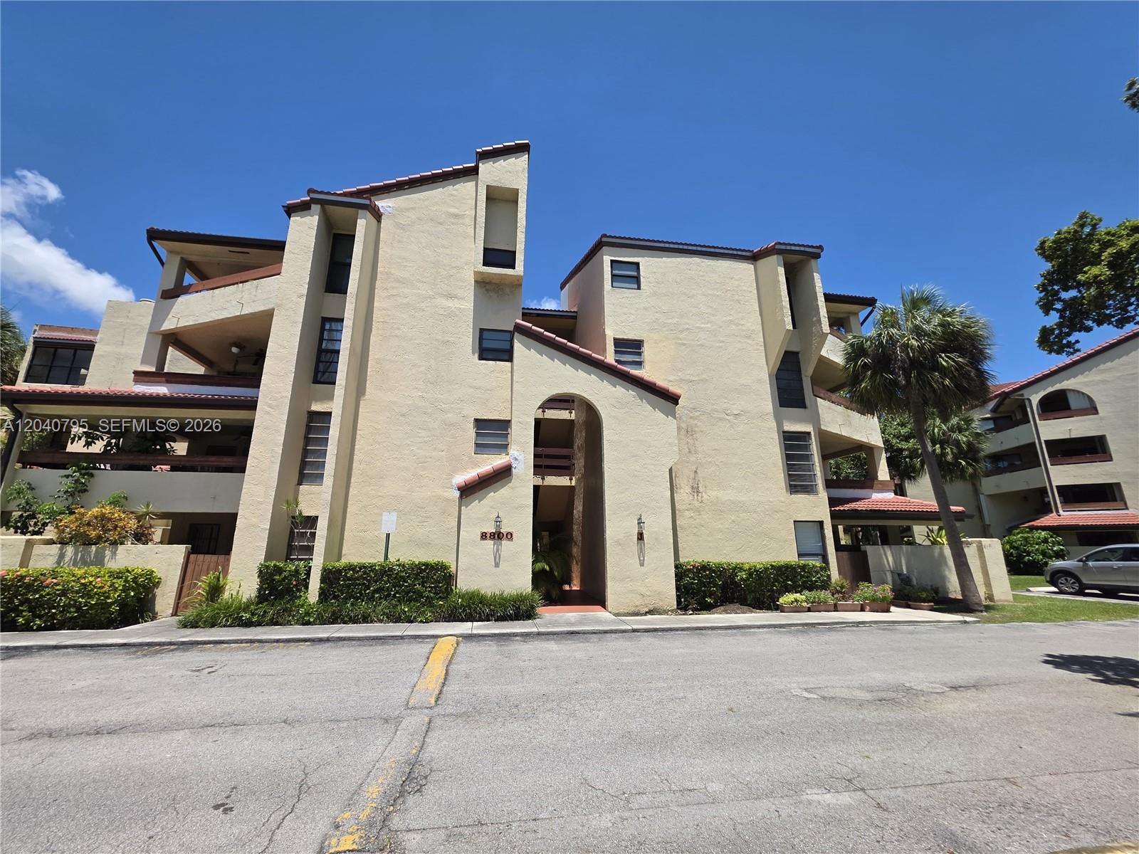 8800 SW 123rd Ct # J105, Miami FL 33186