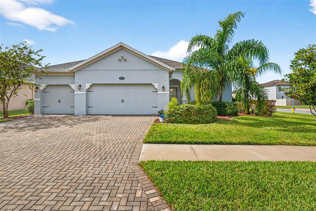 1929 MOORHEN WAY