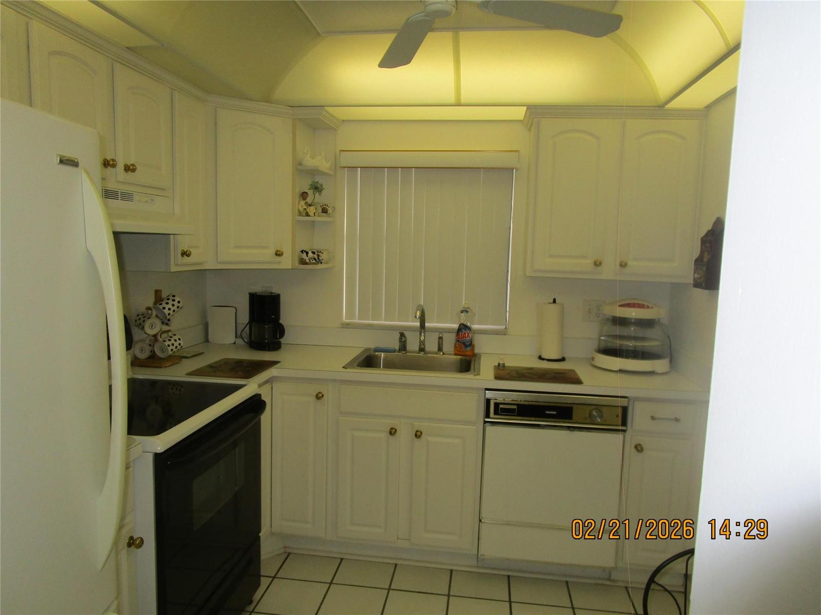 9350 Sunrise Lakes Boulevard # 103, Sunrise FL 33322